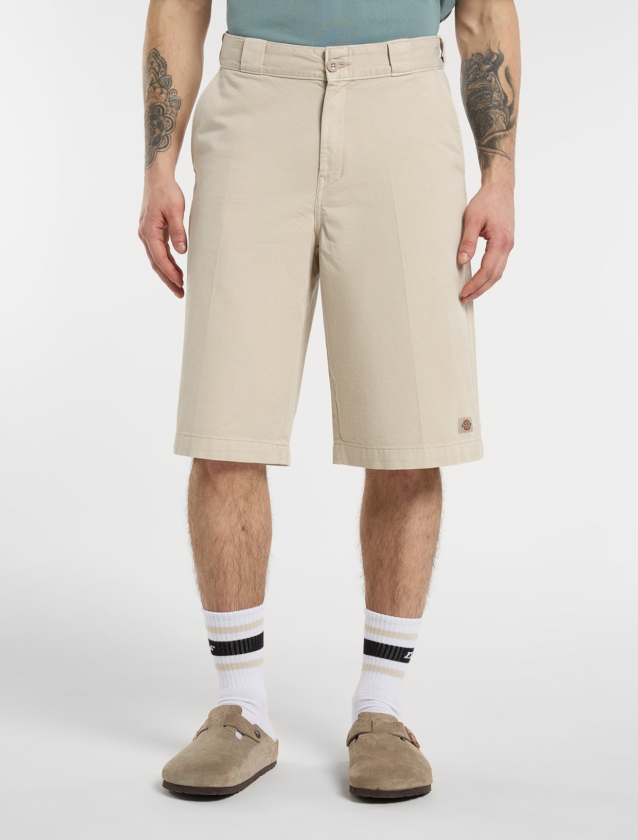 247 garment dye 13-Inch loose work shorts | Dickies EU BE