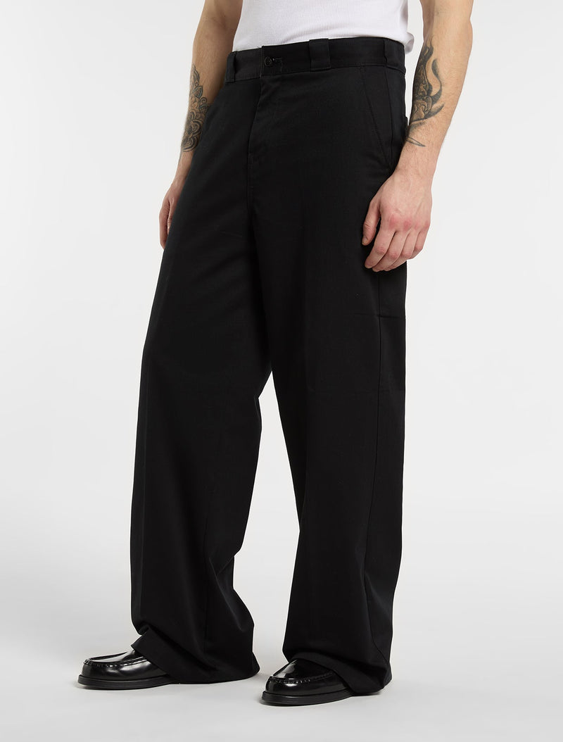 DK0A8CD9BLK-4